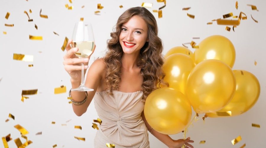 TENDÊNCIA PARA O RÉVEILLON 2023: 6 DICAS PARA COMEÇAR O NOVO ANO COM CHARME E ESTILO