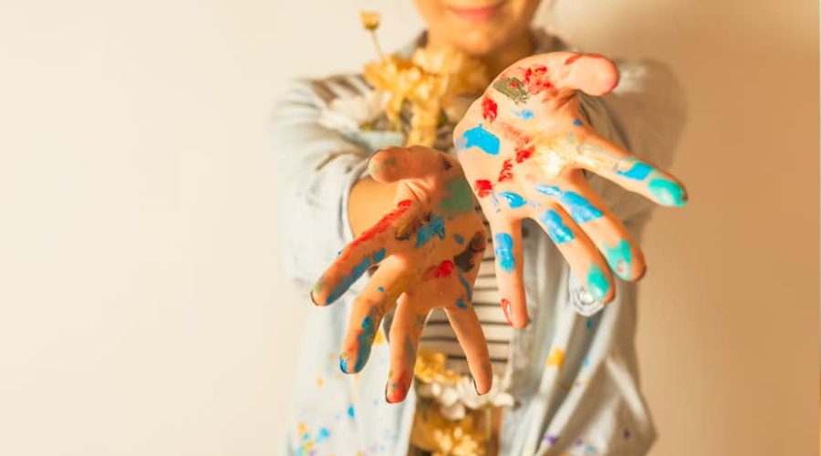 A IMPORTÂNCIA DA ARTETERAPIA NA VIDA DAS PESSOAS: DESCUBRA OS BENEFÍCIOS TRANSFORMADORES