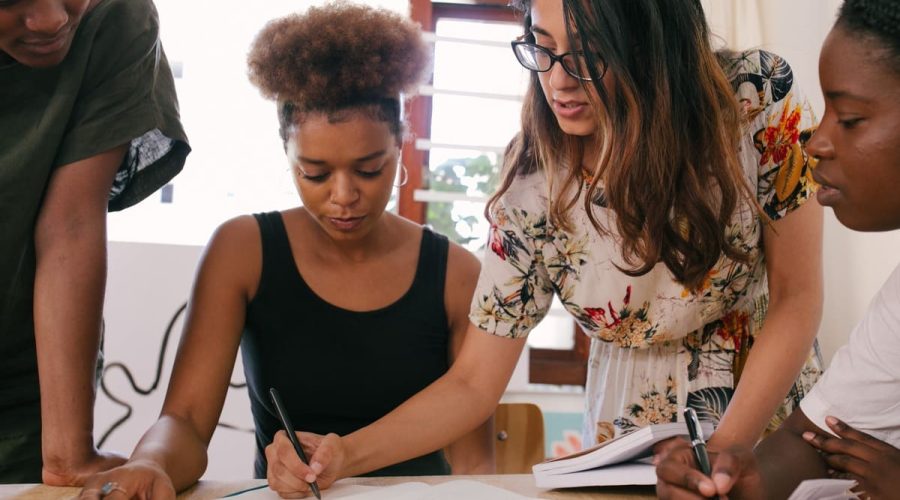 Equilíbrio entre Vida Pessoal e Profissional: Estratégias Eficazes para Mulheres Empreendedoras