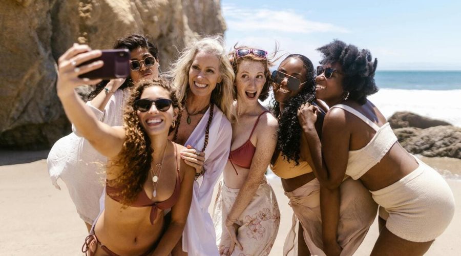 MODA PRAIA: Um ponto de intercessão entre nossa saúde física (via vitamina D) e nosso bem-estar emocional.