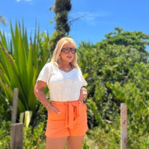 Short de linho de amarrar